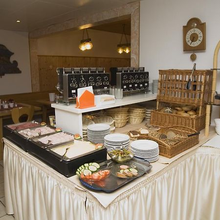 Scharmerhof Хоенбрун Екстериор снимка